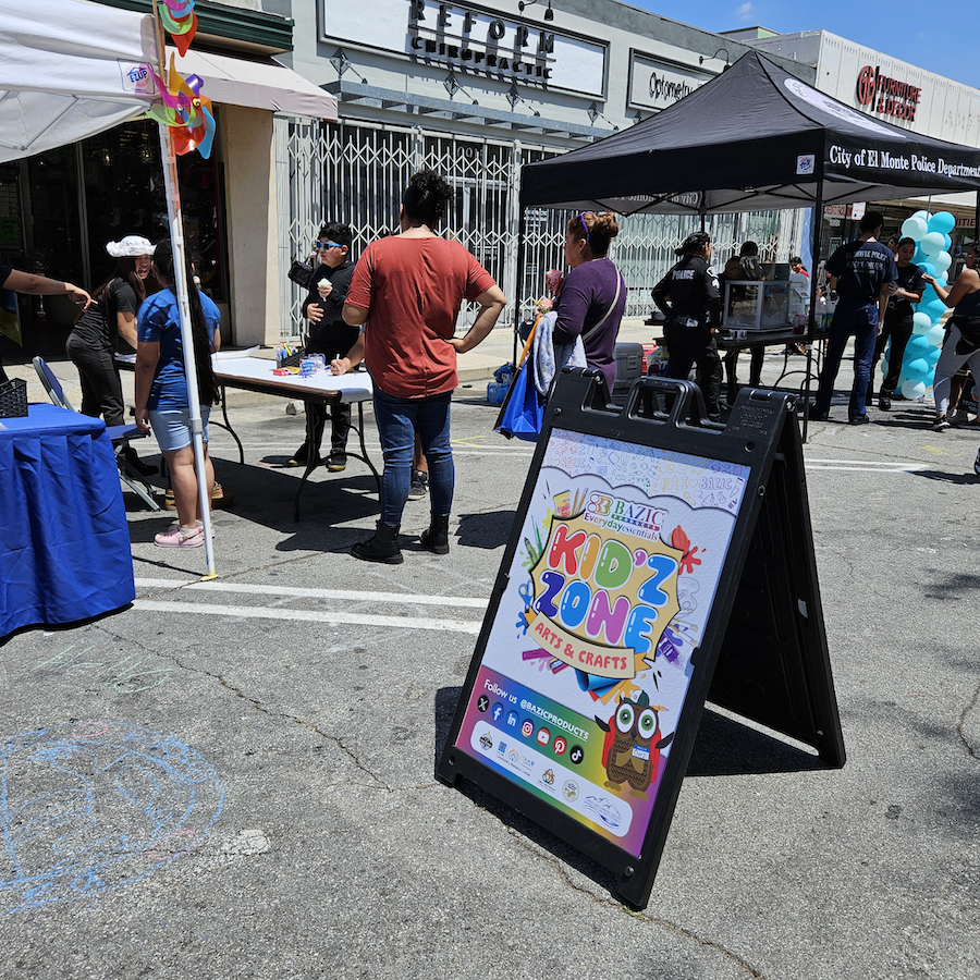 We proudly sponsored the Kid'z Zone at the @dembaonmain Dia del Niño event last Saturday! 🎨 Check out more pictures from the event on our blog at: bazicproducts.com/inspire-me/