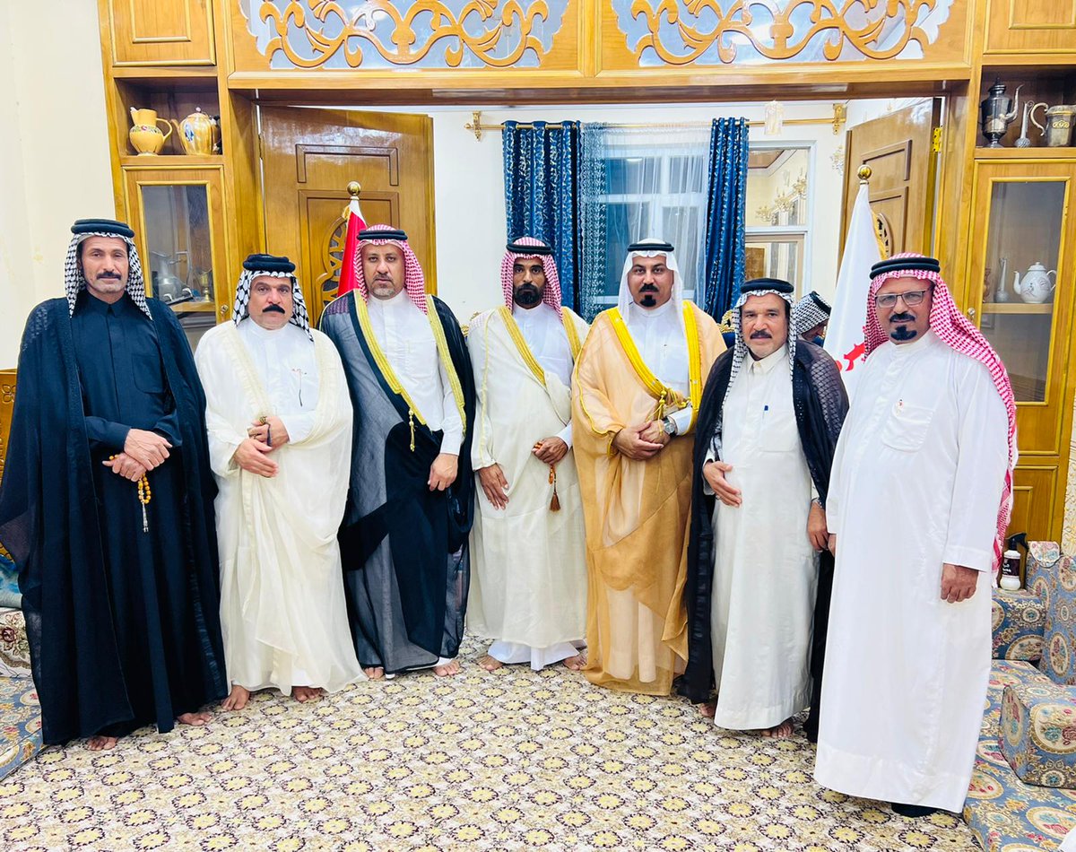 اليوم 2024/04/30
تشرفنا بحضور الاخوة من مجلس ساده وشيوخ ووجهاء الفراتين الاوسط في ديوانكم ديوان خفاجة ال سالم في كربلاء المقدسة. اهلا وسهلا بيكم جميعا وتشرفنا بحضوركم  
اقدم شكري واعتزازي الاخوة والذين حضروالذين لم يحضرو لهم كل العز والاحترام جزاهم الله خيرا 2024/04/30