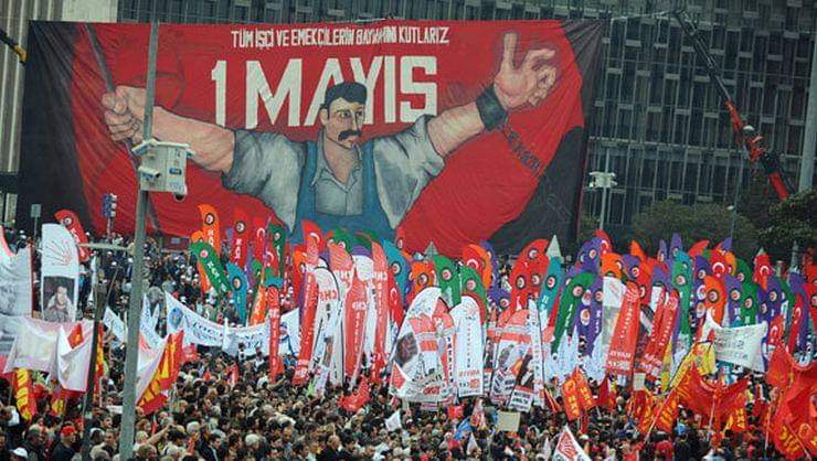 Tüm hayatını, gencecik ömrünü, devrime, sosyalizme adamış, adını sanını bilmediğimiz yoldaşlarımıza selam olsun. 
Selam olsun 77 Taksim’de katledilen 37 işçi ve emekçiye;
Bu kavgada düşene dövüşene
Selam, binlerce selam. 

Yaşasın 1 Mayıs! 

Yaşasın Devrim ve Sosyalizm!!!