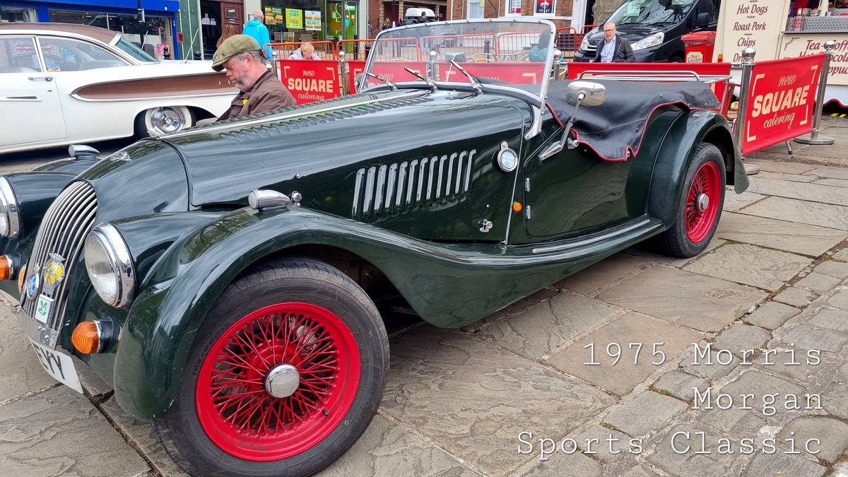 Took these amazing old cars today. Adding them to my album soon. Can't wait! 
#cars #carshow #classiccars #derbyshire #collection #oldclassics #photography #photographers #photographer