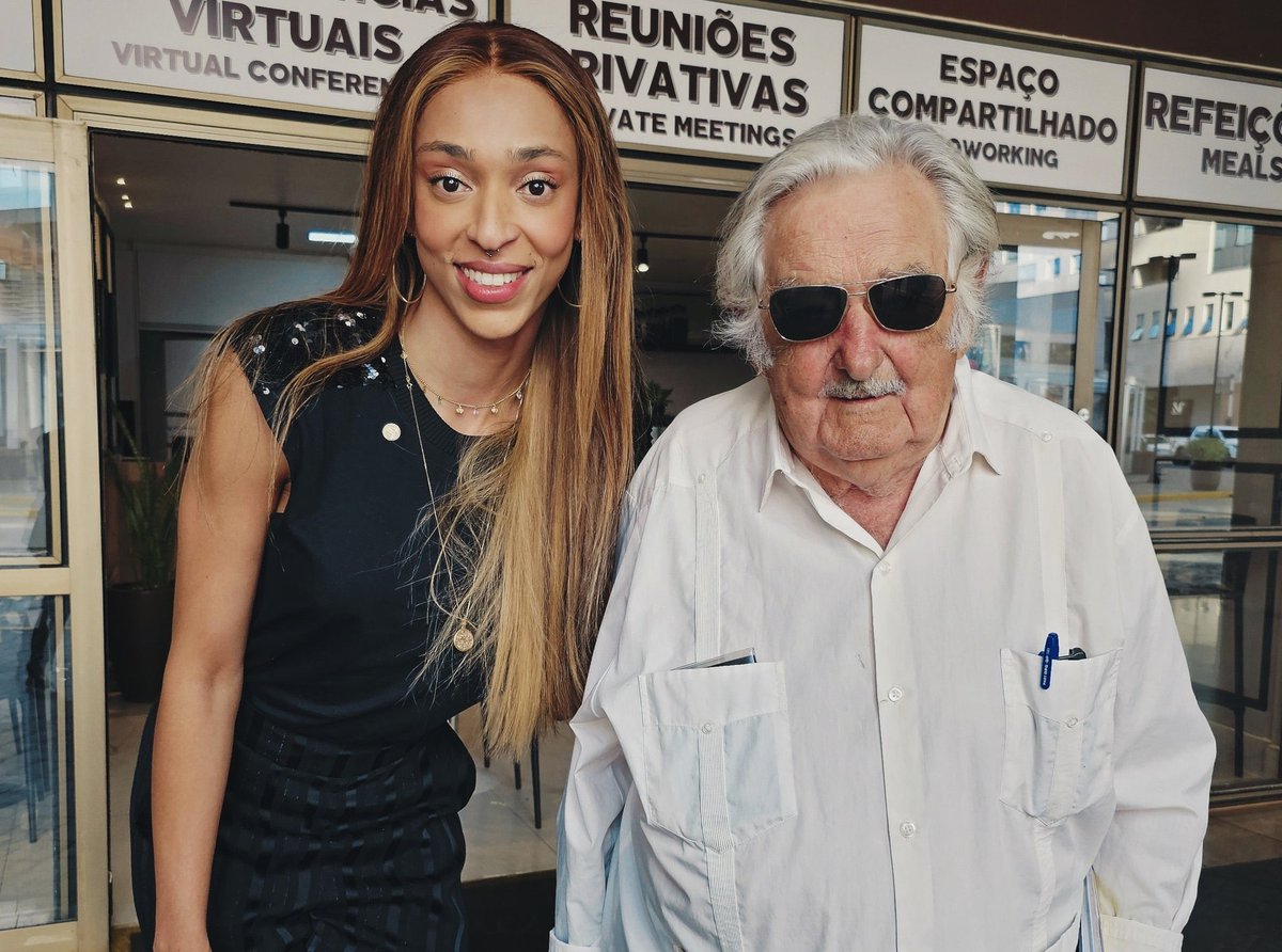 Desejando muita saúde, forças e recuperação ao querido Pepe Mujica, liderança histórica da esquerda na América Latina, que foi diagnosticado com um tumor no esôfago. Como Presidente do Uruguai, Mujica aprovou a descriminalização do aborto, a legalização da maconha e o casamento…