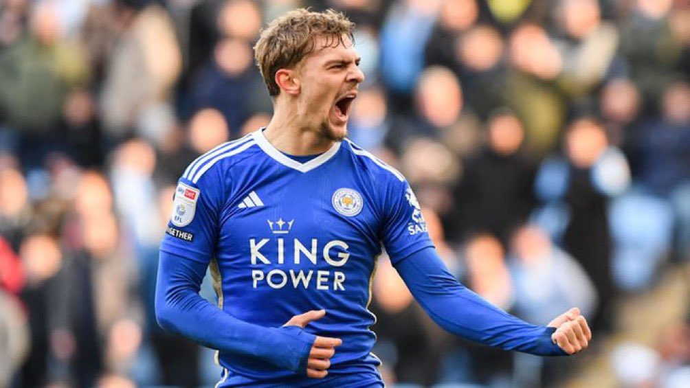 Kiernan Dewsbury-Hall at the end of season awards🗣️ 

“I’ve been at this club since I was 8 years old… I’ve got no intention of leaving” 

#lcfc #leicestercity