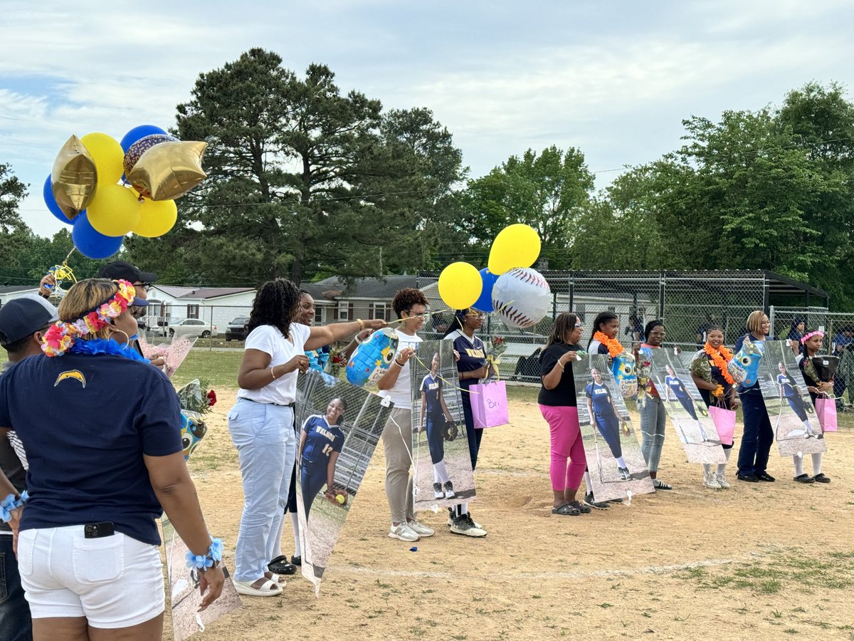 Celebrating our Senior softball players. Way to finish out your last regular season game at home with a big win!! ⁦@NCHSAA⁩ ⁦@ncsupers⁩ #weldonstrong.