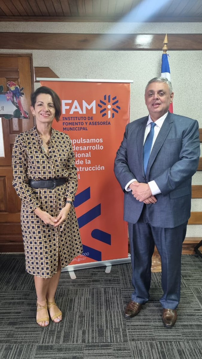 La embajadora se reunió con don Jorge Ocampo, presidente del @ifamcr 

La @Coop_Esp_CR ha trabajado estrechamente con los municipios de Costa Rica y está dispuesta a seguir haciéndolo en ámbitos como la innovación y tecnología.

#SomosCooperación