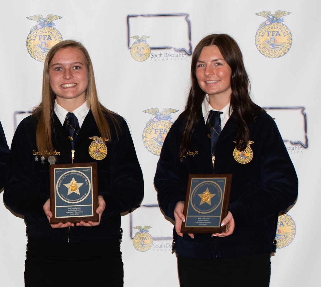 The FFA Agricultural Proficiency Awards recognizes excellence in Supervised Agricultural Experience programs. SDCA is a proud sponsor of the Beef Production (Placement) award. Congratulations recipients: ⭐️ Karlie Stiefvater ⭐️ Kaydn Glanzer ⭐️ Lucas Feldhaus (not pictured)