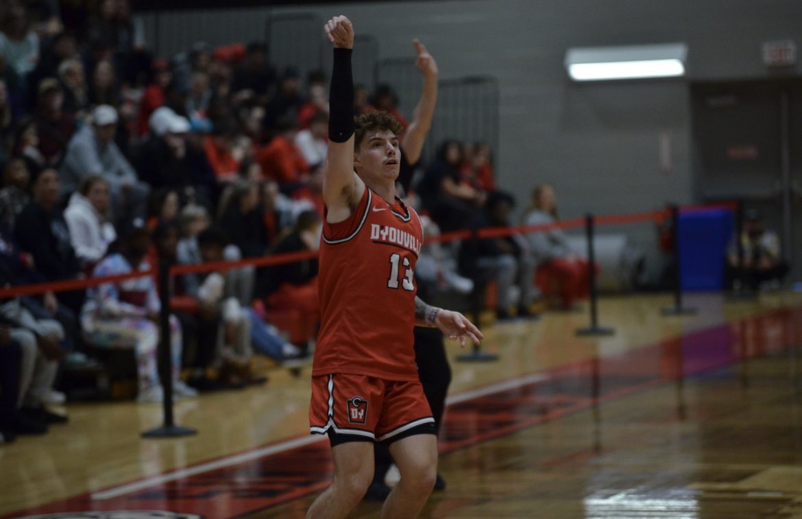 D’Youville (D2) guard Mason Putnam has officially entered the portal as a graduate transfer, he tells @ThePortalReport. 5’10 Prattsburgh, NY native averaged 4.2 PPG while shooting 35% from three-point range in limited minutes this season. Most notably averaged 11.5 PPG, 2.1 APG…