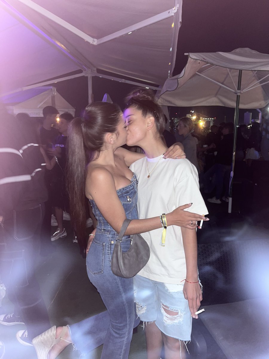andreabarcelo22's tweet photo. te amo 🤍 https://t.co/XpCdaNxiI3