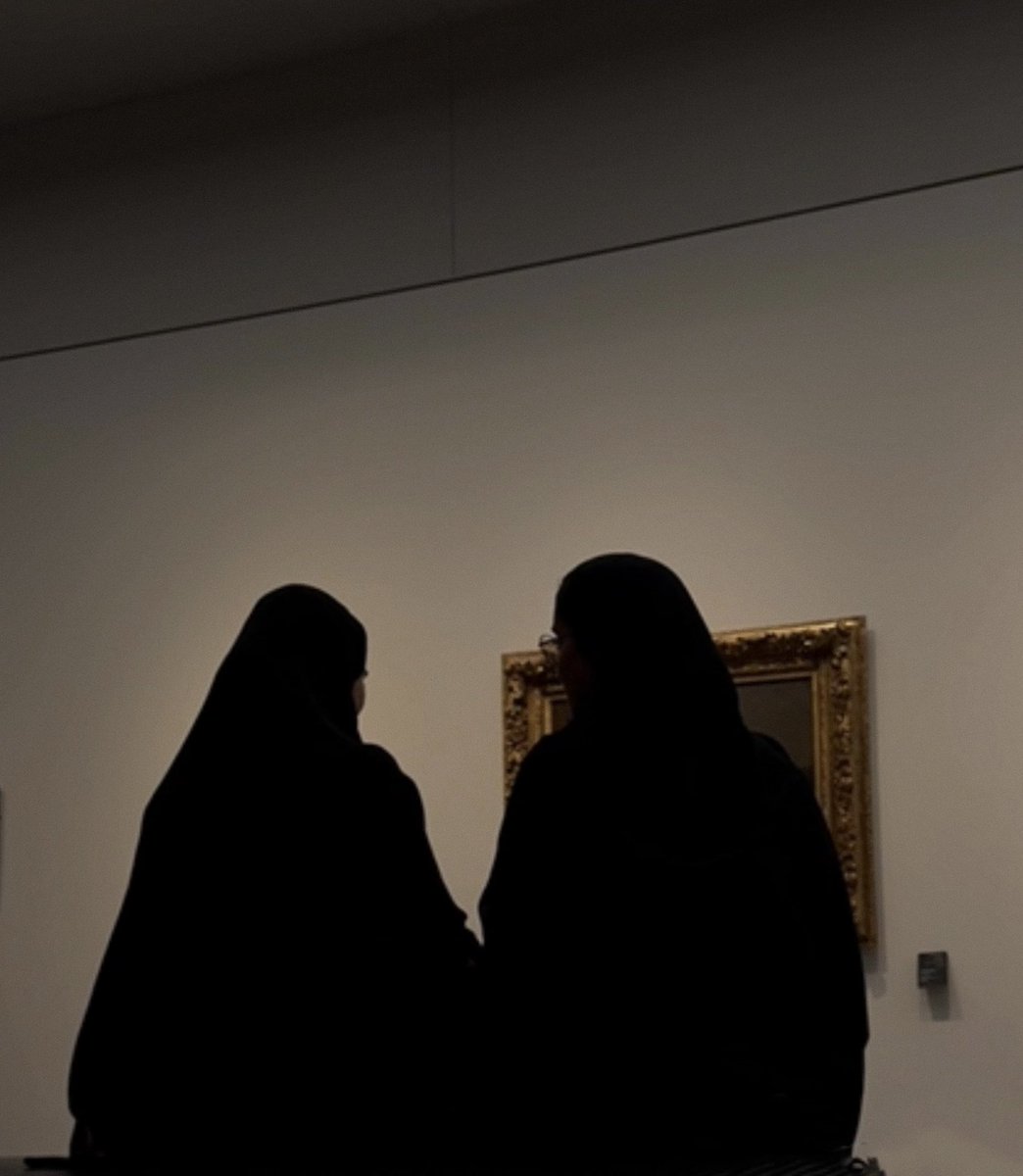 museum dates with the right person 🪄🪄