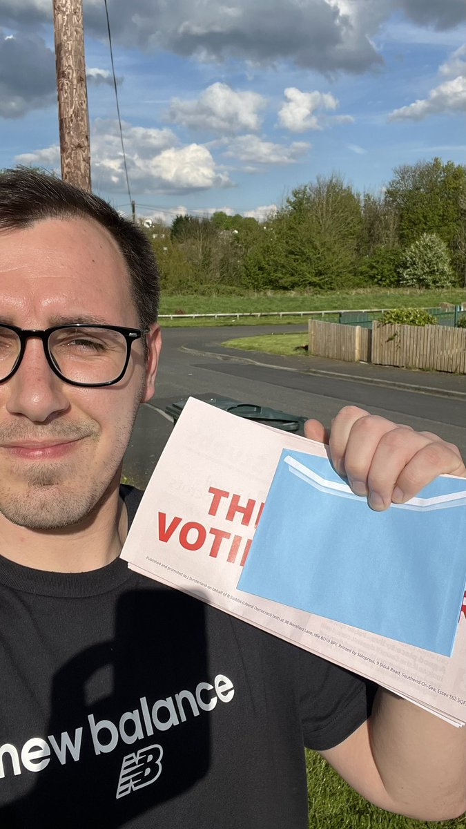 This evening I managed to fit in a couple of rounds of delivery in Bradford to help with our local election efforts there 🗳️ That’s every Local Authority (5/5) in West Yorkshire all ticked off ✅🔶