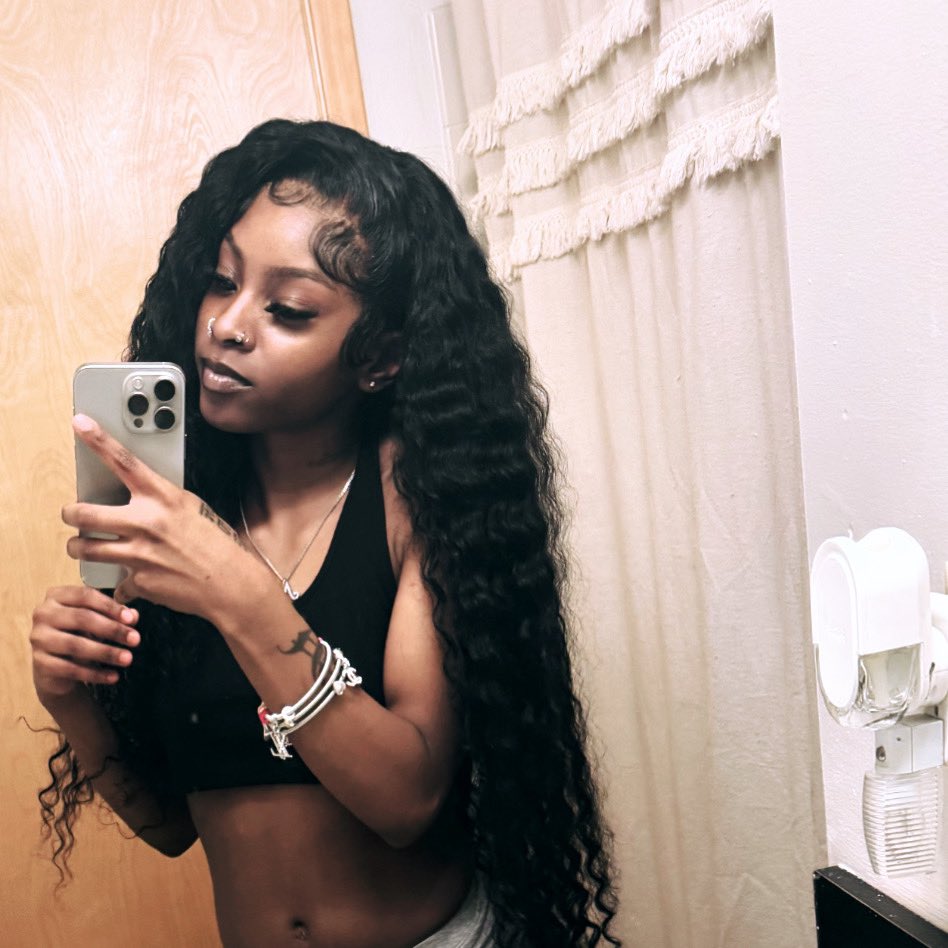 NyDgafkk's tweet photo. Im such a lightskin hunnybun 😍😍🫶🏾😫😫🥰 https://t.co/k0pj340GCb