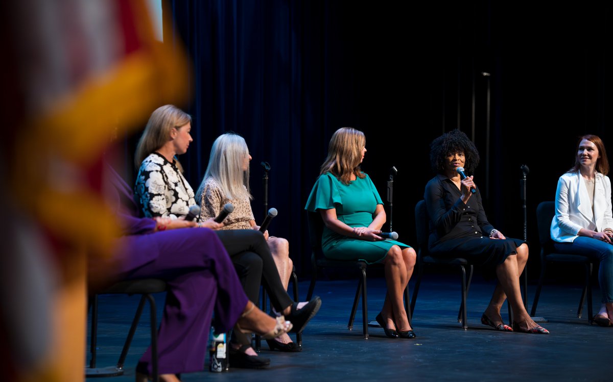 Join the FREE She Matters Equity Forum to address #equity and promote #wellness and #empowerment for #women in the workforce. Panel discussions, workshops & networking: May 21, 8:30am at South Mountain Community College. Register: phoenix.gov/newsroom/equal…