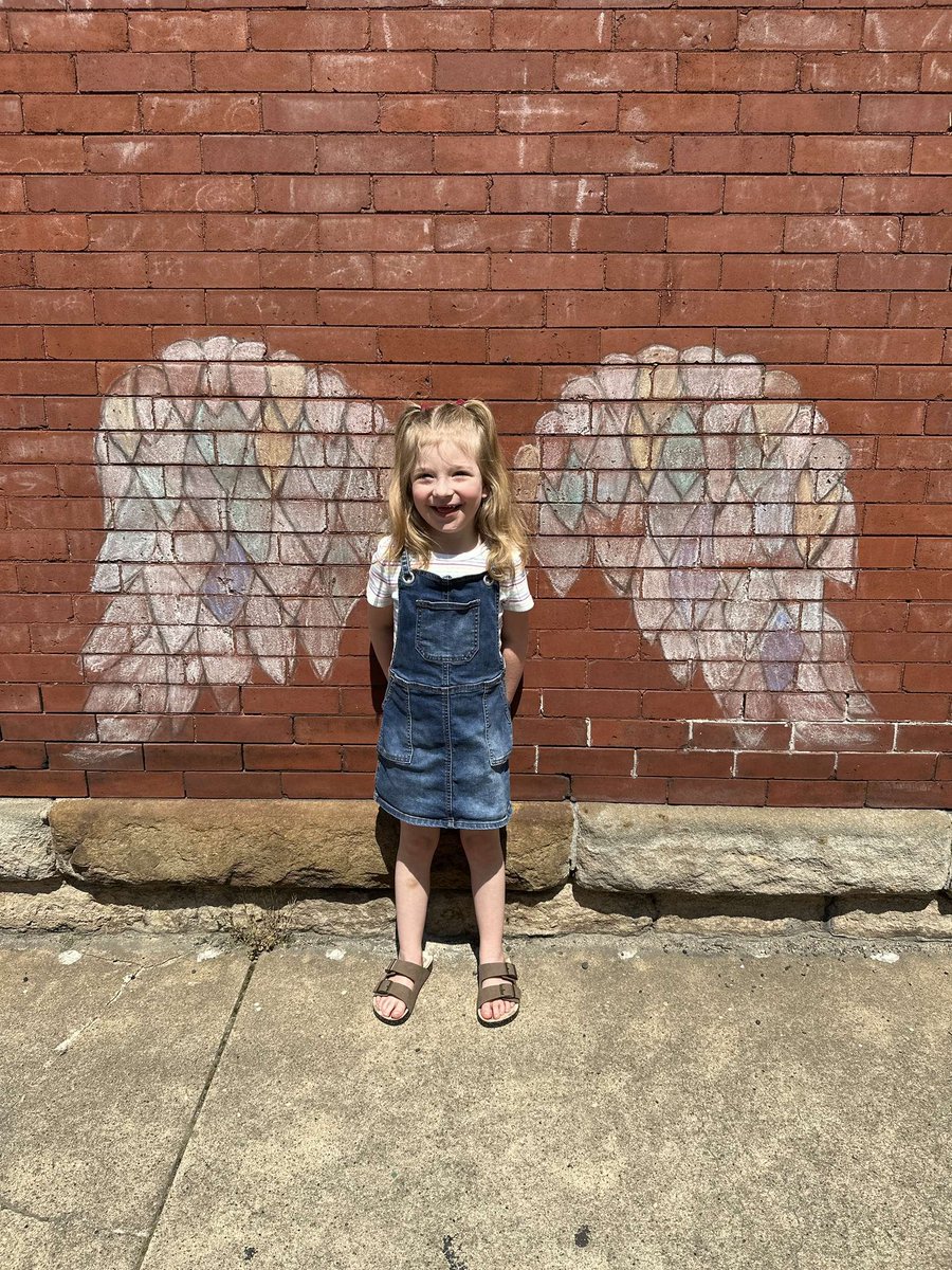 RedDaggerTV's tweet image. She's getting so big!