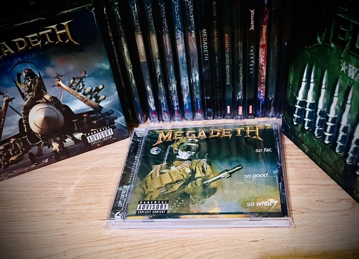 Happy Tuesday everyone!
⛓️⛓️⛓️⛓️⛓️
🔈🎶🤘😎🤘
💀💀💀💀💀

#NowPlaying #Megadeth #SoFarSoGoodSoWhat #PhysicalMusic