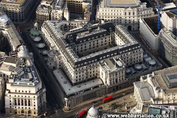 Perhaps the loss of the old Bank of England was a good thing in the end, because, just like what’d happen to their hollowed out money, no Brit would ever grow emotionally attached to its replacement; a haughty, disproportional hodgepodge of a building.