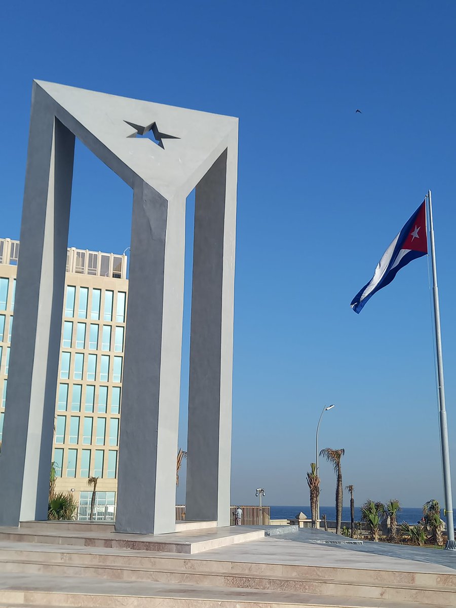 Mañana, desde horas tempranas, todos estaremos presente en la Tribuna Antiimperialista en honor al movimiento proletario cubano.

#LaHabanaViveEnMi 
#PorCubaJuntoCreamos 
#1roMayo