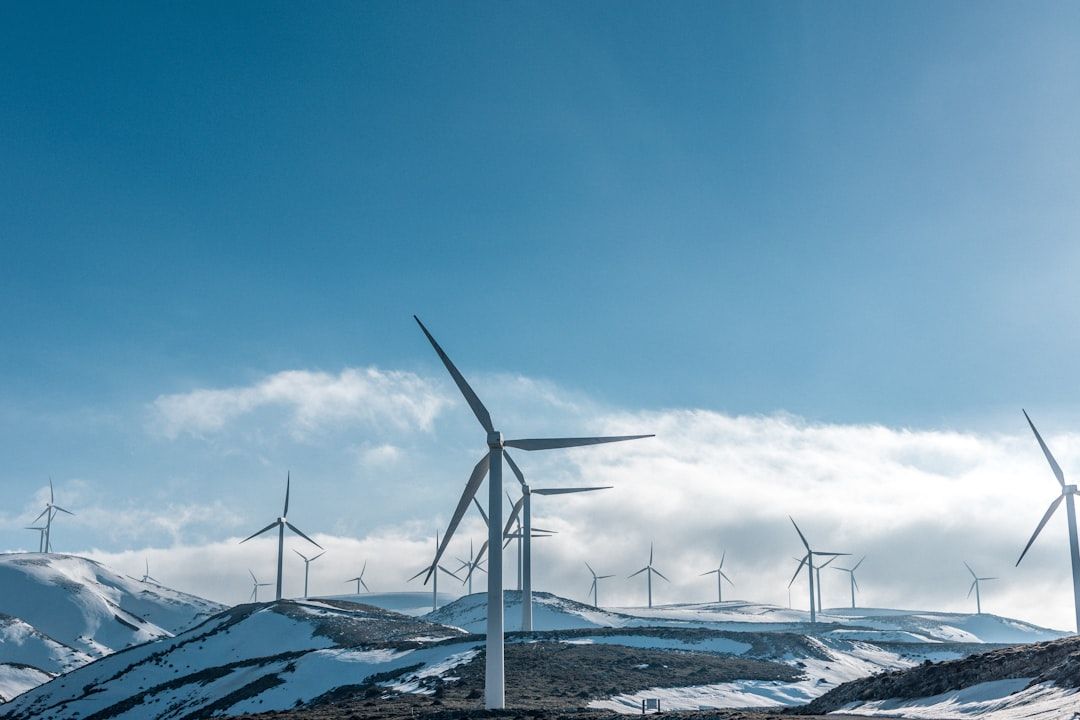 Embrace the future of energy with confidence. Despite market uncertainties, the path to clean energy is clear, driven by innovation, policy support, and global demand for sustainable solutions. 🌍💡 #Sustainability #CleanTech #FutureOfEnergy