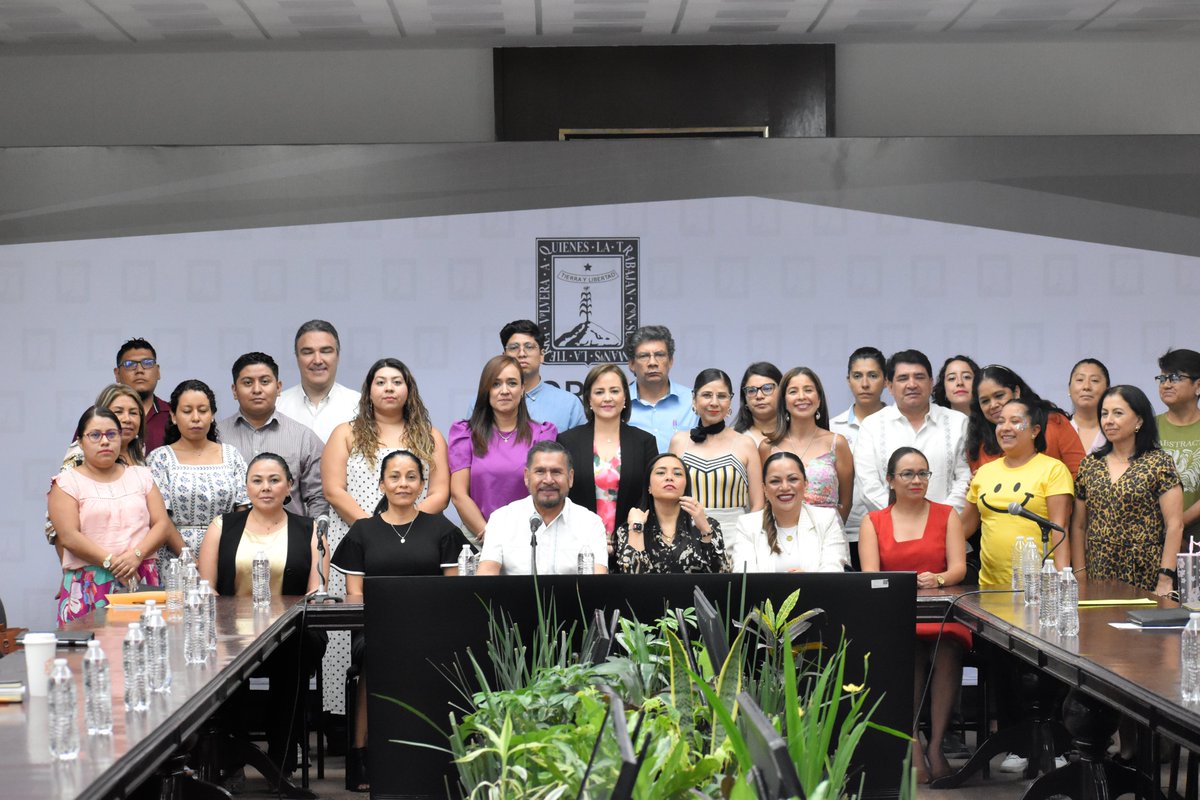 La Secretaría de la Contraloría estuvo presente en la décima sesión extraordinaria del Sistema Estatal para Prevenir, Atender, Sancionar y Erradicar la Violencia contra las Mujeres (SEPASE), dicho evento se llevó a cabo en el Salón Morelos, ubicado en el Palacio de Gobierno.