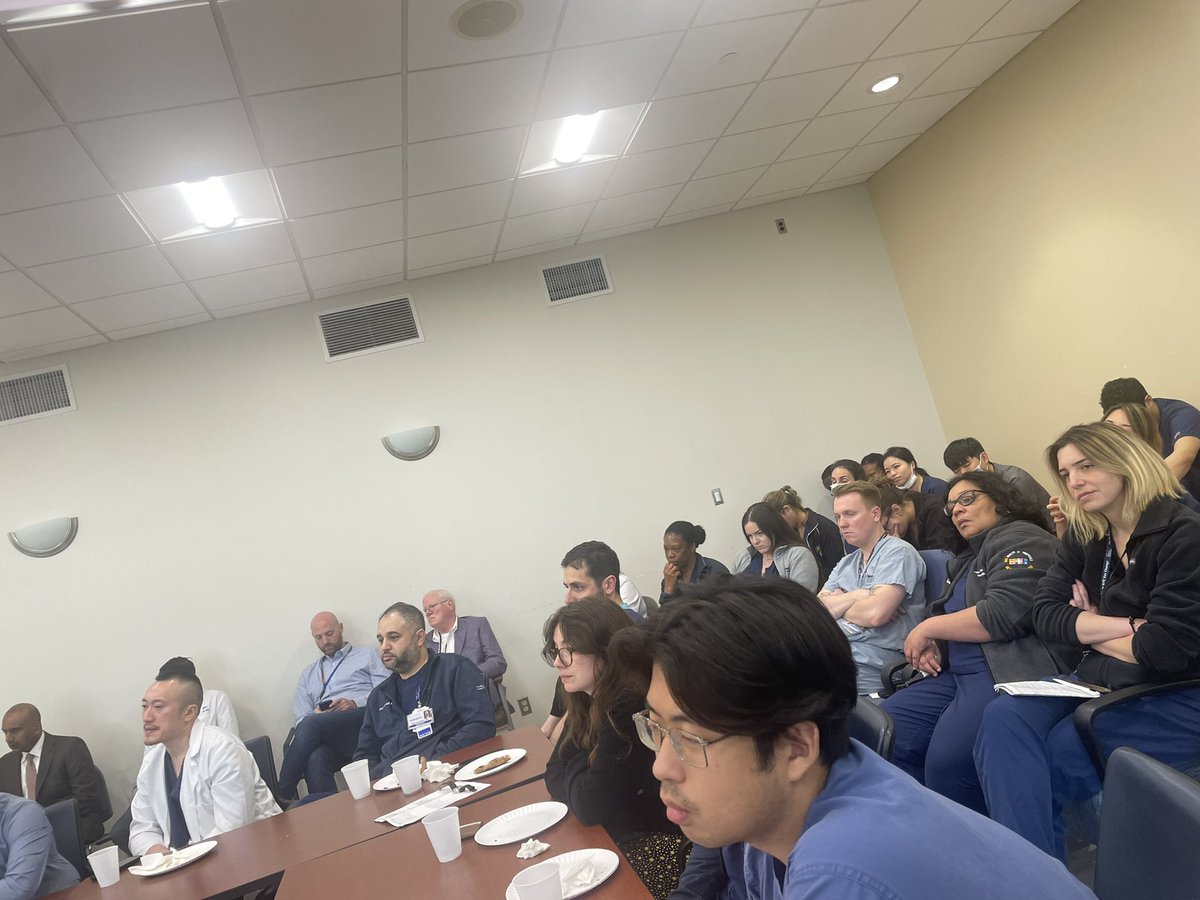 Excellent job from our @MontefioreSurg residents and our @EinsteinMed @JacobiHosp SCC fellow presenting to our experts today! @SteinSister @bernardtrauma @CVRBrown @NYCHealthSystem @PAGNewYork #NYCTraumaEMSymposium