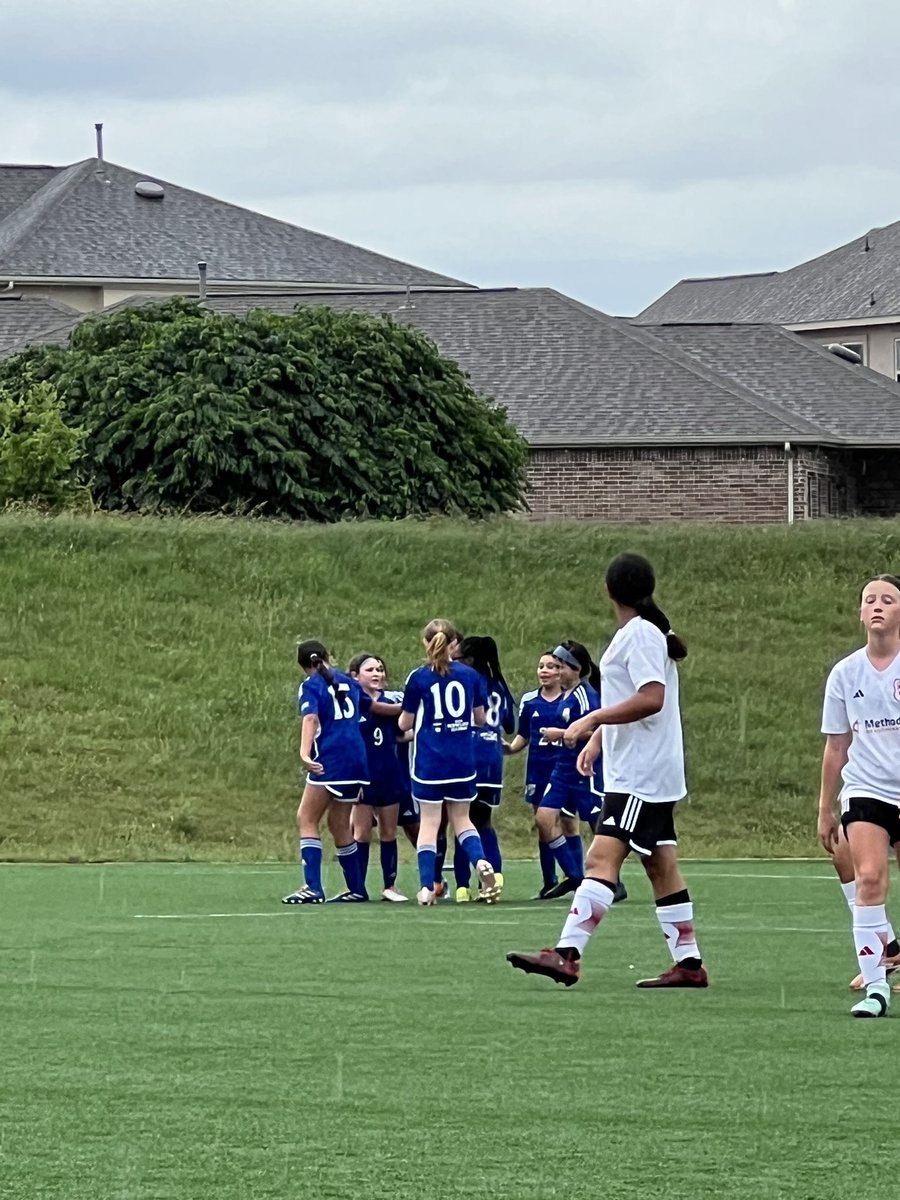FINALS Bound!! 💥 With an impressive 6-2 win in the district playoffs, Force FC 13GW and Coach Sierra are heading to the Directors Cup Finals!!! @stxsoccer Finals Weekend: 🗓️ May 11-12 📍 Round Rock Multipurpose Complex #gsaforcefc #stxsoccer #DirectorsCup #forceon3