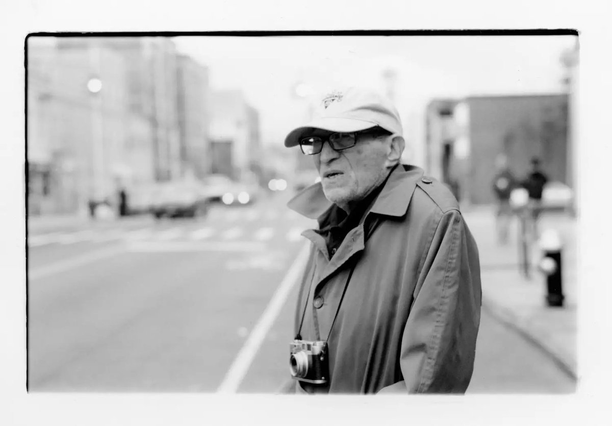 Hanging out with the one and only Tony Vaccaro on Fujifilm NEOPAN 100 ACROS - by Raymond van Mil Read on at: emulsive.org/articles/photo… @VaccaroStudio #shootfilmbenice, #filmphotography, #believeinfilm