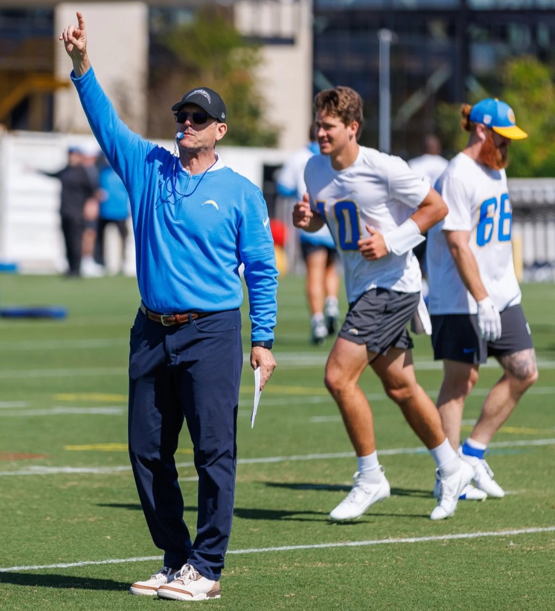 I still can't believe Jim Harbaugh is our coach. Regardless of what happens this season the energy, vibes, wisdom and just plain FUN this guy brings is everything. 💙🤩💙⚡️