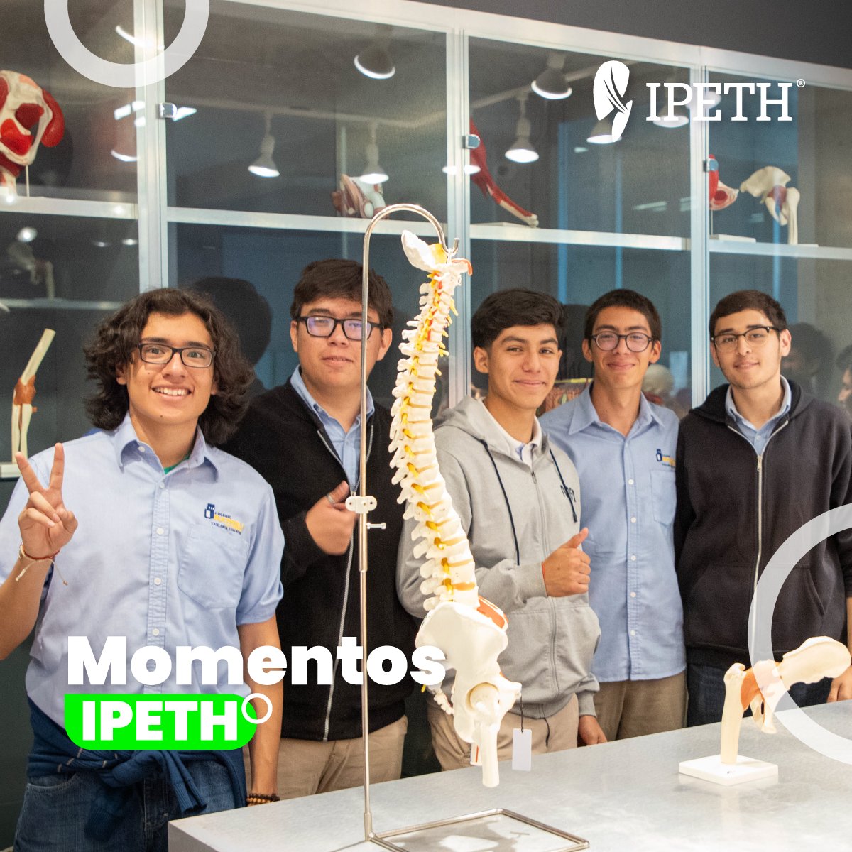 IPETH_'s tweet image. ¡Así se vivió nuestro IPETH Fest! 🎉✨ Nos encantó recibir a estudiantes de Liceo Cultural Mexicano, Colegio Bucareli y Centro Cultural Jalil Gibran, pudieron conocer nuestras Licenciaturas, conocieron las instalaciones, y nos divertimos con juegos y un taller de body painting!