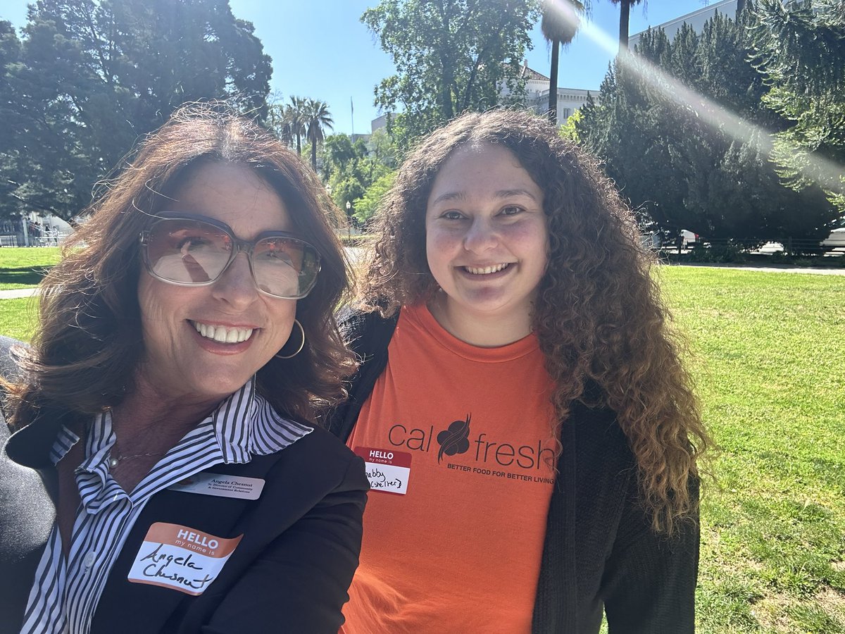 Joining the call for action on #HungerActionDay at the Capitol! Every voice counts in the fight against hunger. Together, we are advocating for policies that ensure everyone has access to nutritious food. 🍽️ 🍎