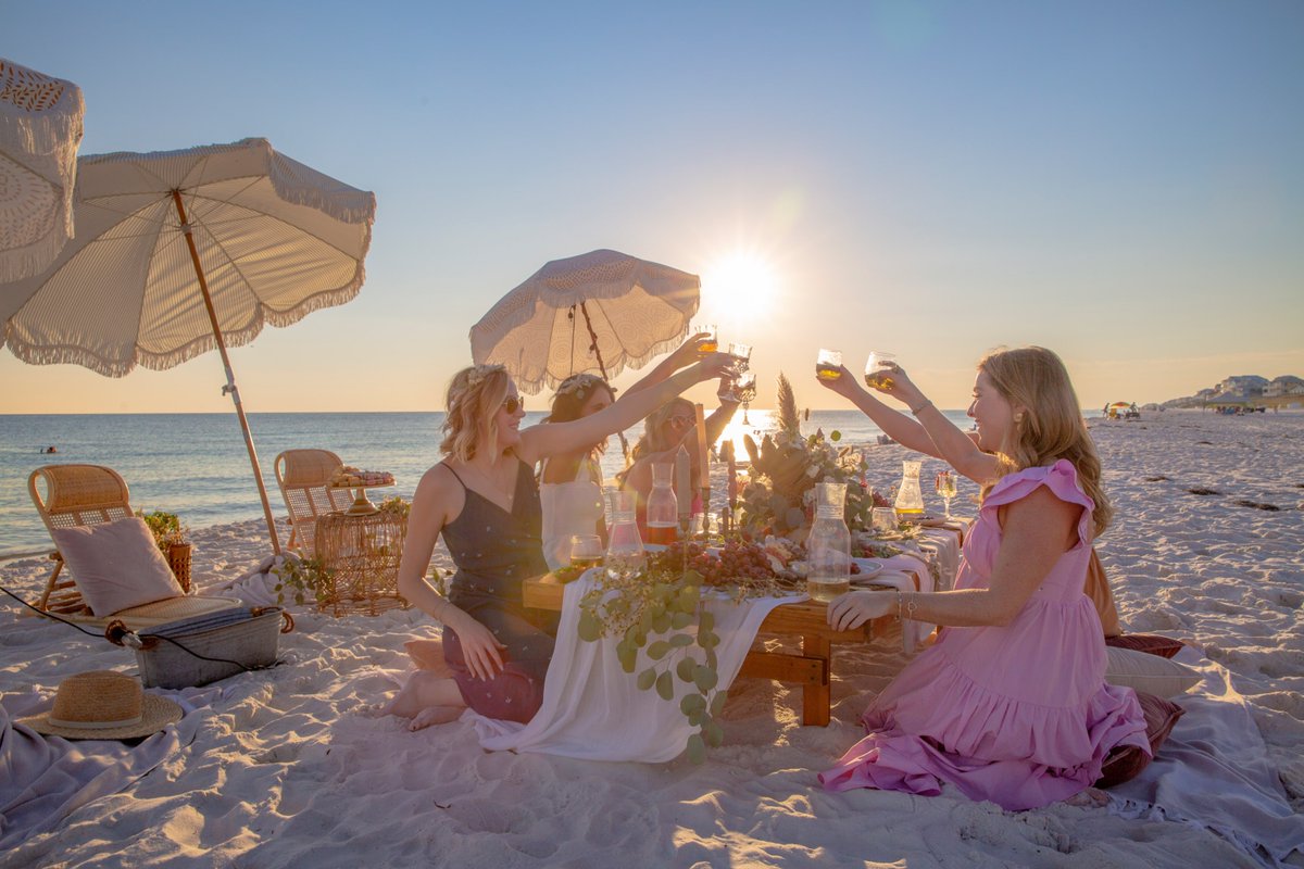 complete the perfect girls' getaway planning with a sunset beach picnic 🌅🧺

we’ve got all the resources you’ll need to plan it here 👉 ow.ly/C4zr50RovbN