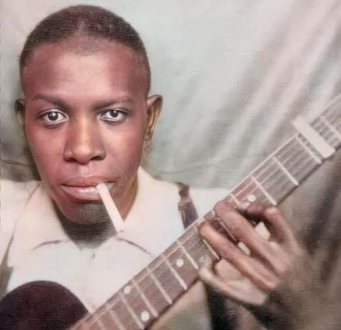 Describe Robert Johnson in 3 or less words!