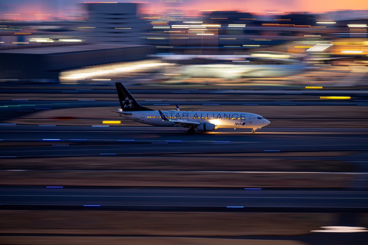 全日空
Boeing737-800
Boeing737-881
JA51AN

Star Alliance Livery
チビアラ

#羽田空港 
#hanedaairport 
#全日空 
#ana 
#allnipponairways 
#スターアライアンス 
#staralliance 
#チビアラ 
#ボーイング 
#boeing 
#boeing737 
#ランディング 
#landing 
#流し撮り 
#panningphotography 
#nikon