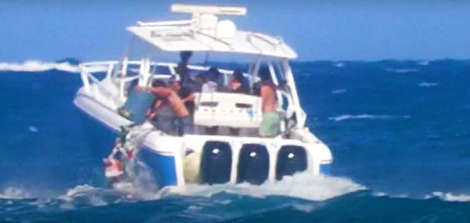 FL Cops Seek Teen Boaters After Viral Video Showing Them Gleefully Dumping Trash Into Sea Spurs Outrage joemygod.com/2024/04/fl-cop…