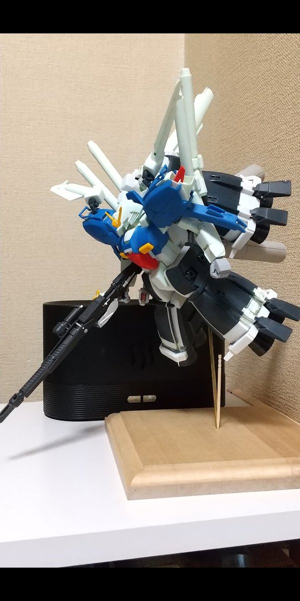 #俺のスペリオルガンダム
旧キット改修です