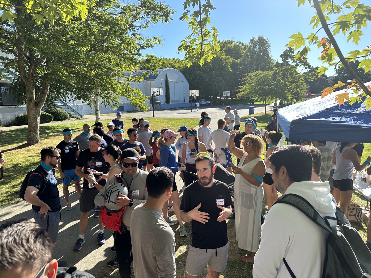 seattle startup☔🔥☔founders: come 🏃🏃‍♀️🏃‍♂️ greenlake with a bunch of 💸💸💸 investors may 16! registration info in 🧵
