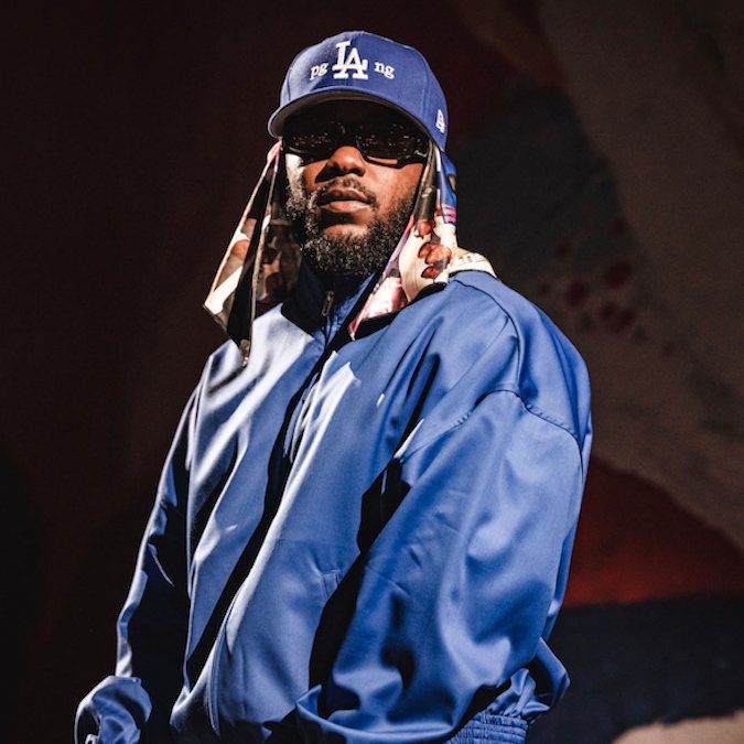rapoutcontext's tweet photo. “Eu o amo até a MORTE, e em oito barras, vou explicar essa frase, hein”

*8 barras depois*

“Eu rezo para que eles sejam meus verdadeiros amigos, se não, eu sou YNW Melly” 👀

Kendrick foi GÊNIO. https://t.co/5MoFsGYjLt
