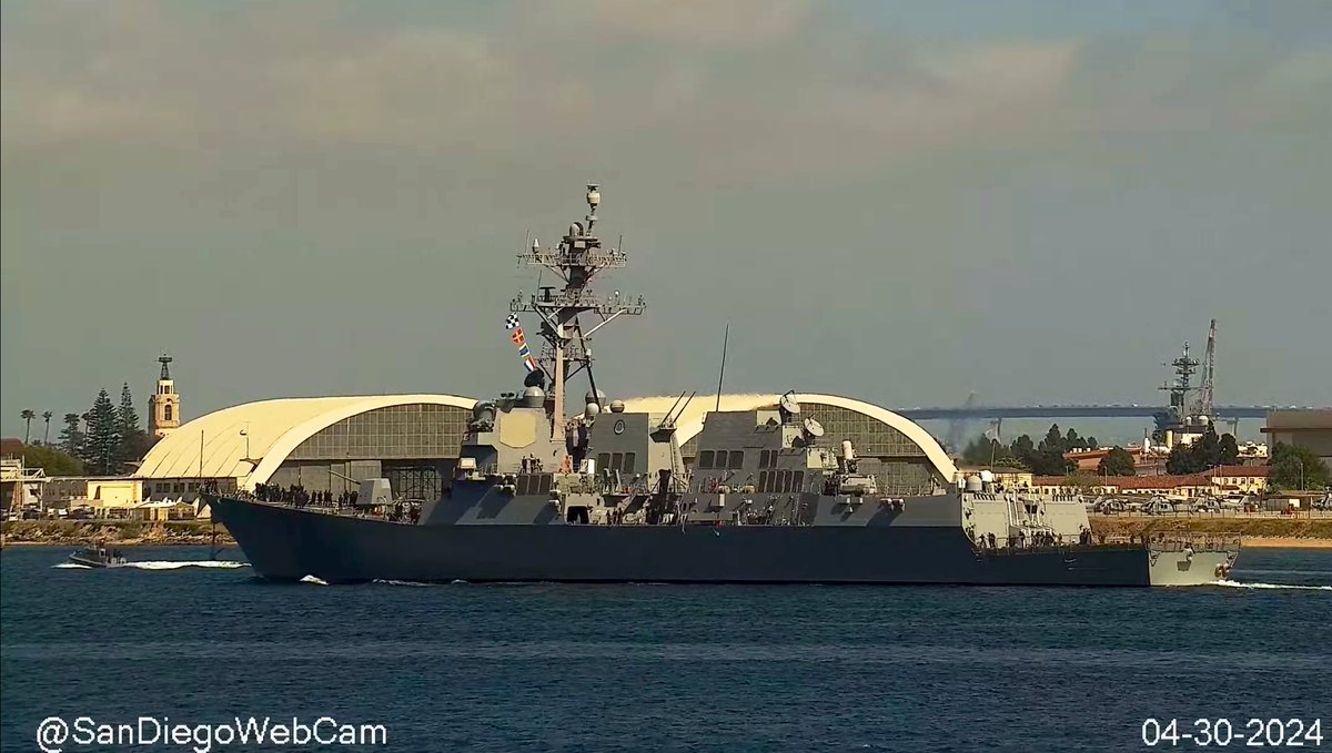 USS Sterett (DDG 104) Arleigh Burke-class Flight IIA guided missile destroyer coming into San Diego - April 30, 2024 #usssterett #ddg104 

SRC: webcam