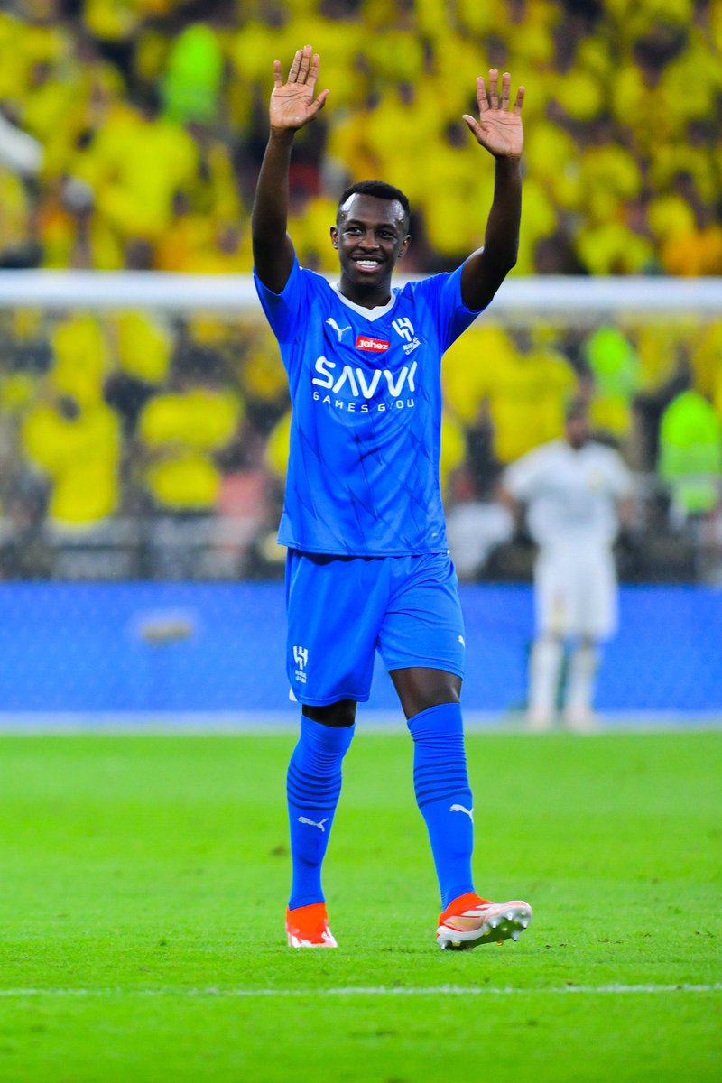 diicp's tweet photo. 🎙️ سعود عبدالحميد :

"أنا ما احتفلت بس أخذت كرسي وقعدت". 😂😂 #الاتحاد_الهلال https://t.co/99V7YPUXyO