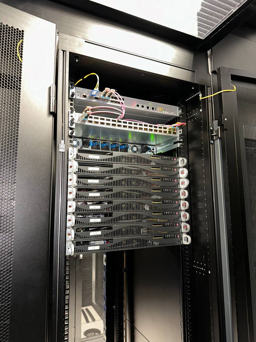 Received a few Ryzens at our new Paris location 😊