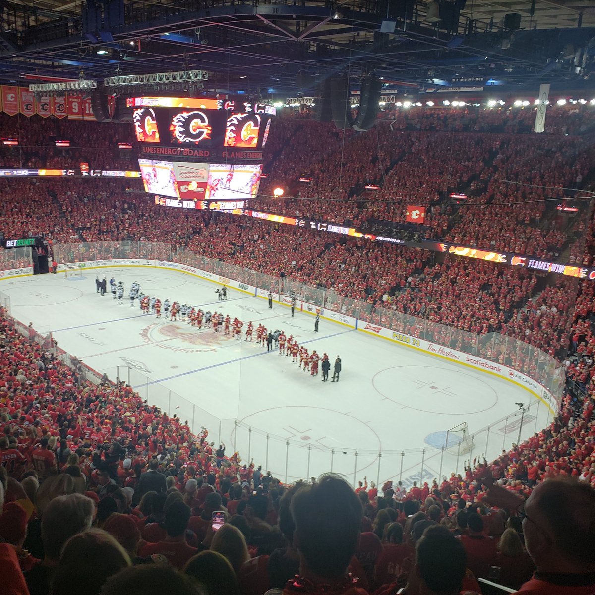 The #COfRed is ALWAYS > the poseur #Whiteout #Flames #GoJetsGo #BattleofAtlanta