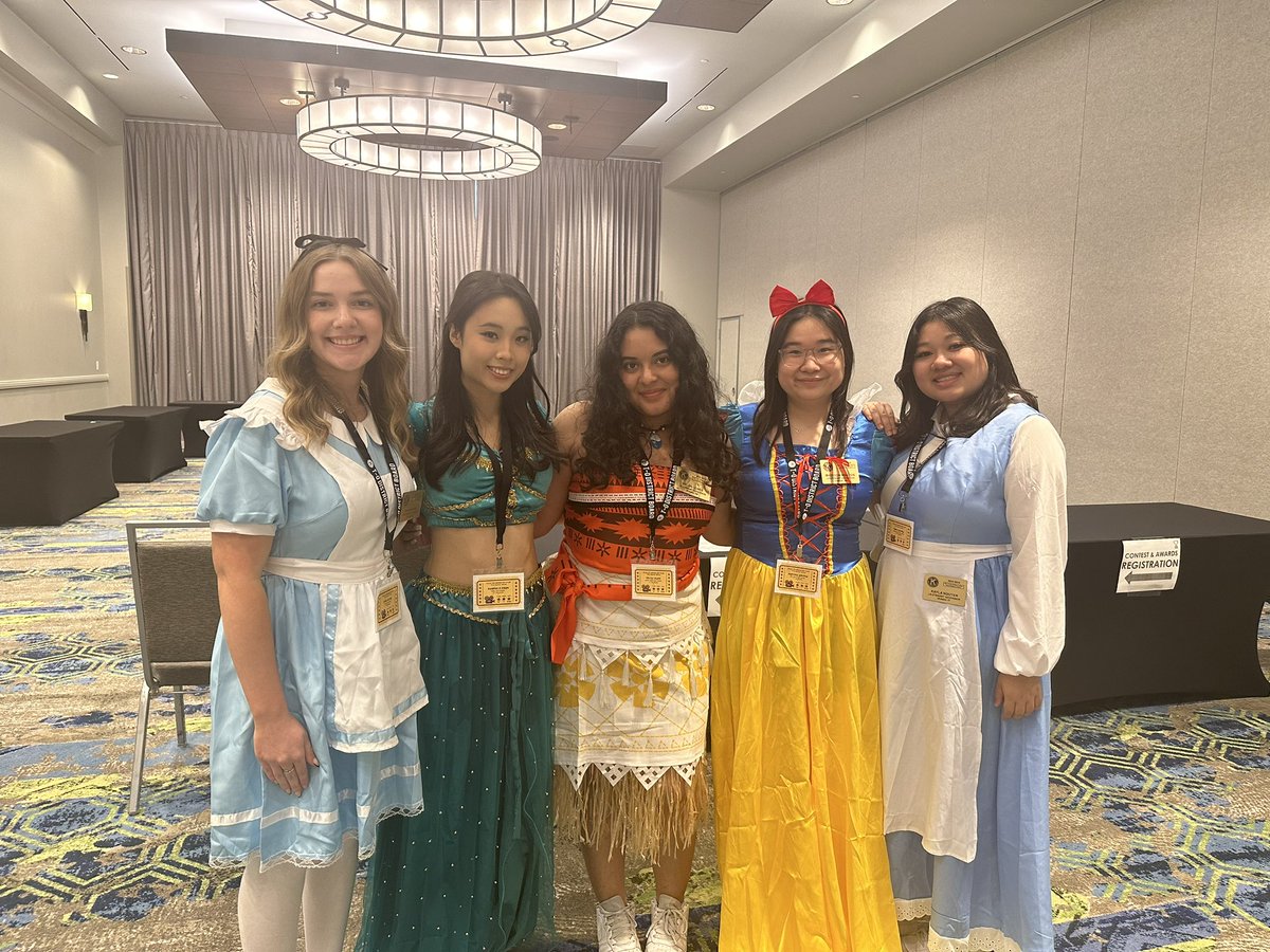 Helen Conde tweet media