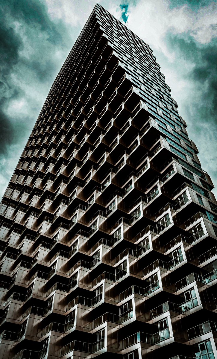 elia_alien_04's tweet photo. #Vancouver_house https://t.co/EvJMXHVGRo
