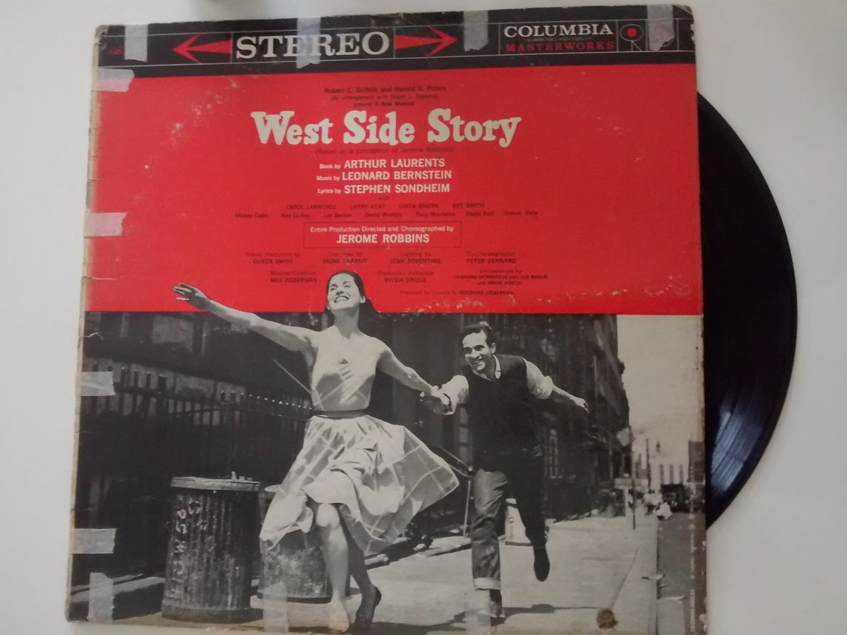 #HoyEnLaHistoria #FelizDomingo -1962 - La banda sonora de la película #WestSideStory (Amor Sin Barreras), es #1 en listas de álbumes de EE. UU., por históricas 54 semanas. @rochy62