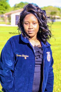 TEXAS_BORNdIVA's tweet photo. My favorite FFA member!!
#Senior #Classof2024 #ffa #showlamb https://t.co/LOUbQkMpiF