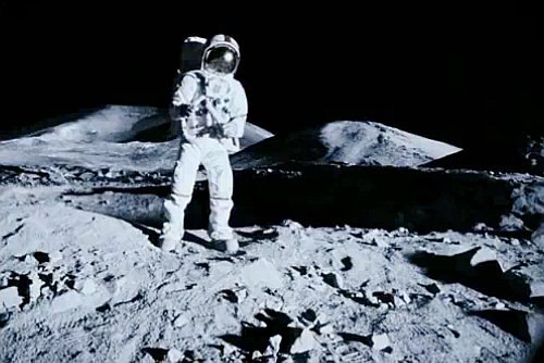 supersonnn's tweet photo. Possible airdrop @SenderLabs !, I'll invite you guys to go to the moon with me. Supported by @binance @PanteraCapital 
#gacoan #undip #KPK #zonauang️ #viralterbaru https://t.co/EIkZ8x10gD