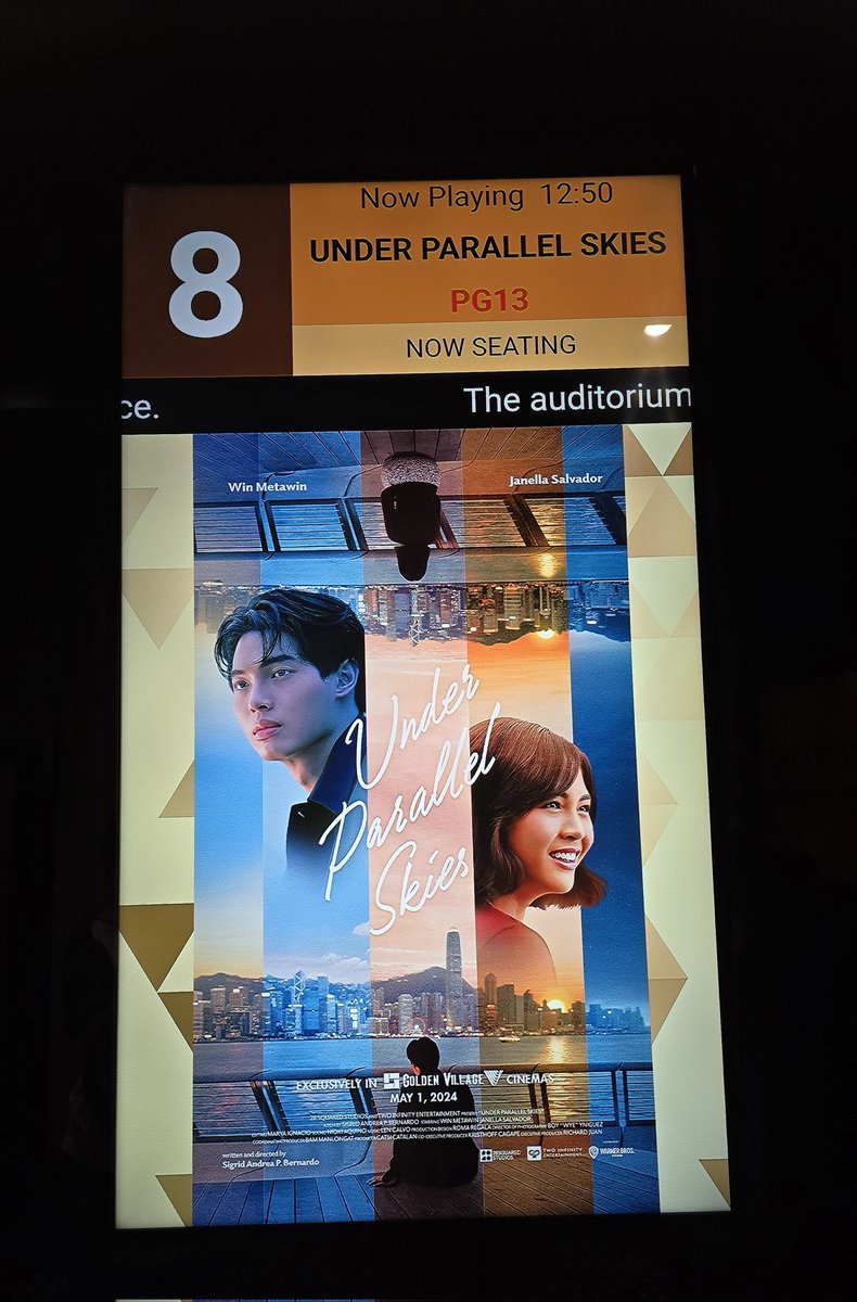 here for metawin!!!! on the opening day 💚🙌 #WinMetawin #JanellaSalvador #UnderParallelSkies #UnderParallelSkiesInSingapore @winmetawin @superjanella @richardjuan @28squaredstudio