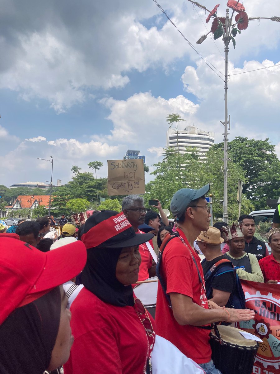 dbgermane's tweet photo. Workers of the world unite! Solidarity forever! #FreePalestine proud to be part of an intersectional Labour Day that demands the rights of migrant and refugee workers, the end of genocide and the end of discirmination on the basis of gender &amp; sexuality. https://t.co/0GEQO2ty36