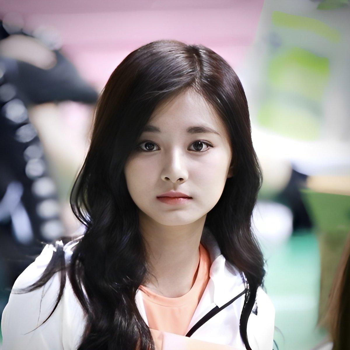 Alexenovae's tweet photo. So cute #TZUYU #子瑜 #쯔위  #ツウィ https://t.co/O8BxVRqqrF