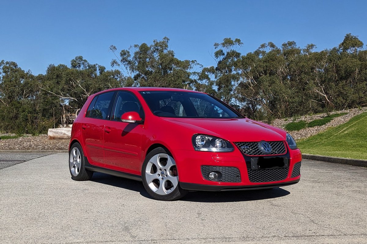 Details up nicely for a 19yo car.. 

Ole Egbert still got it!