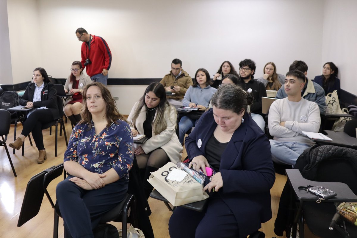 🔓 El 24 de abril, el proyecto #InESCienciaAbierta (INCA220001), financiado por @AnidInforma, realizó la primera actividad de su programa de embajadores y embajadoras en la sede Temuco de la <a href="/autonomadechile/">Universidad Autónoma de Chile</a> 🏛️

REVISA LA NOTA COMPLETA ⤵️
uautonoma.cl/noticias/proye…