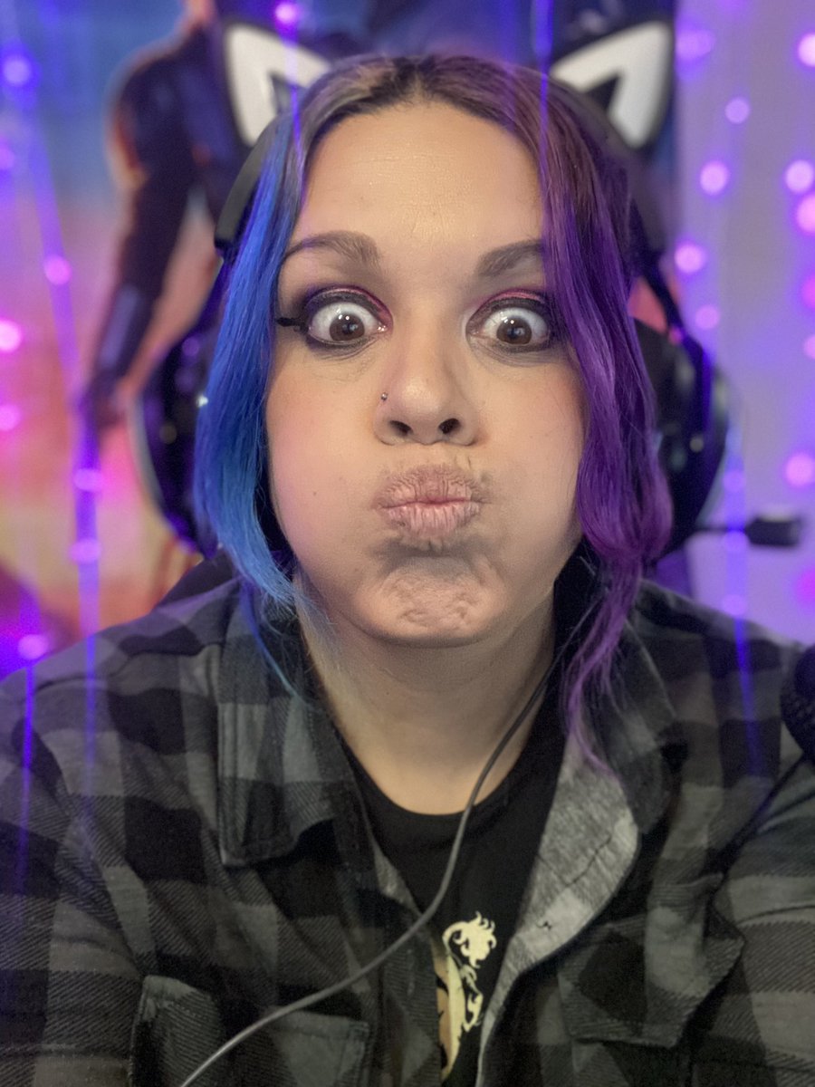 cheezeysmallz's tweet photo. Sorry for the delay live on the purple app  playing some fort and lethal company 

https://t.co/VCZDar7KHc 

@Fabled_Clan @GLYTCHEnergy 

#forfabled #glytchfam https://t.co/fBKpIMUvqw