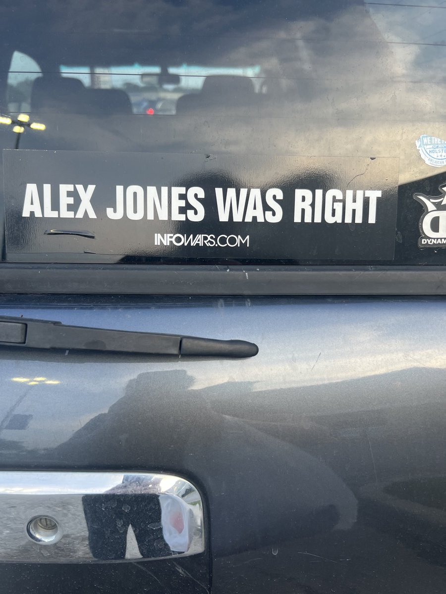 ⁦@RealAlexJones⁩ I can't tell you how much love I get whenever someone sees my #AlexJonesWasRight bumper sticker. ❤️✌🏼🇺🇸🌎